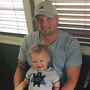 Meet your Posher, Travis